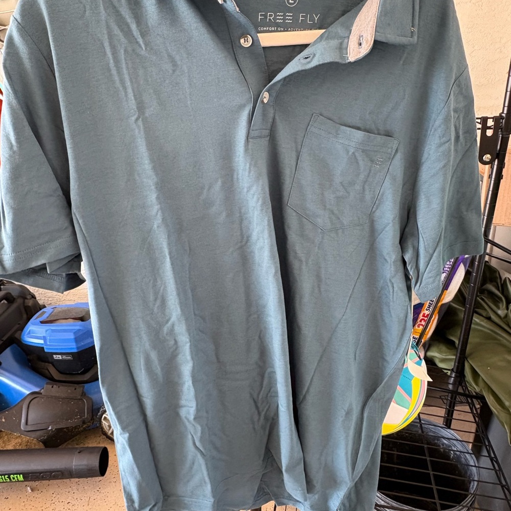 Men’s blue polo